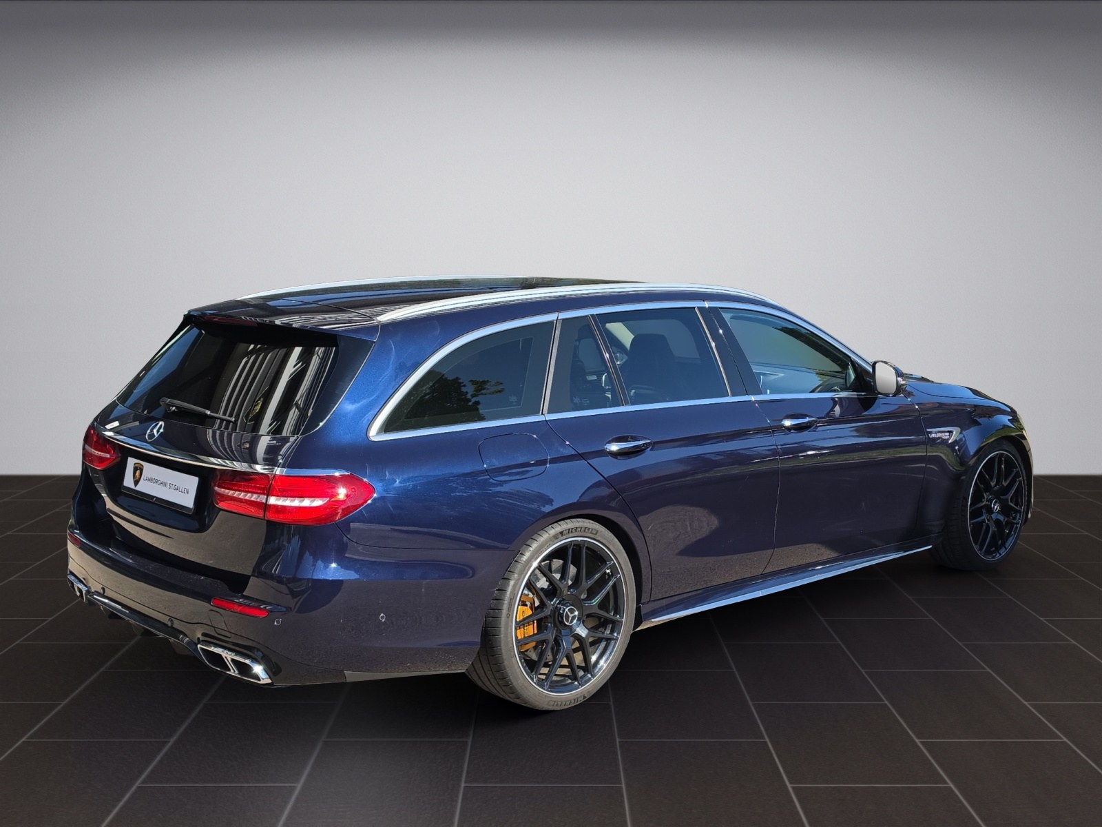 MERCEDES-BENZ E-Klasse S213 Kombi E 63 S AMG 4matic+-showroom-element-2
