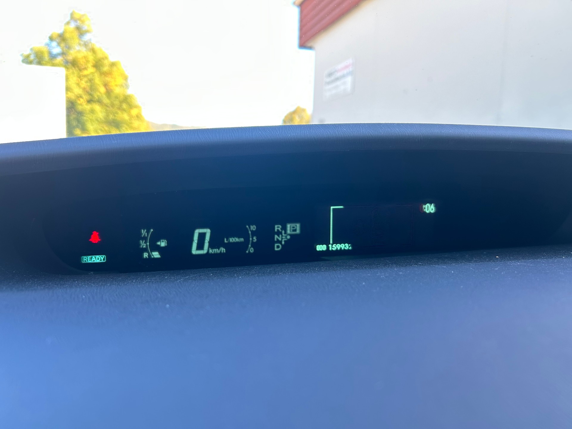TOYOTA Prius 1.8 16V HSD Sol Premium-image-7