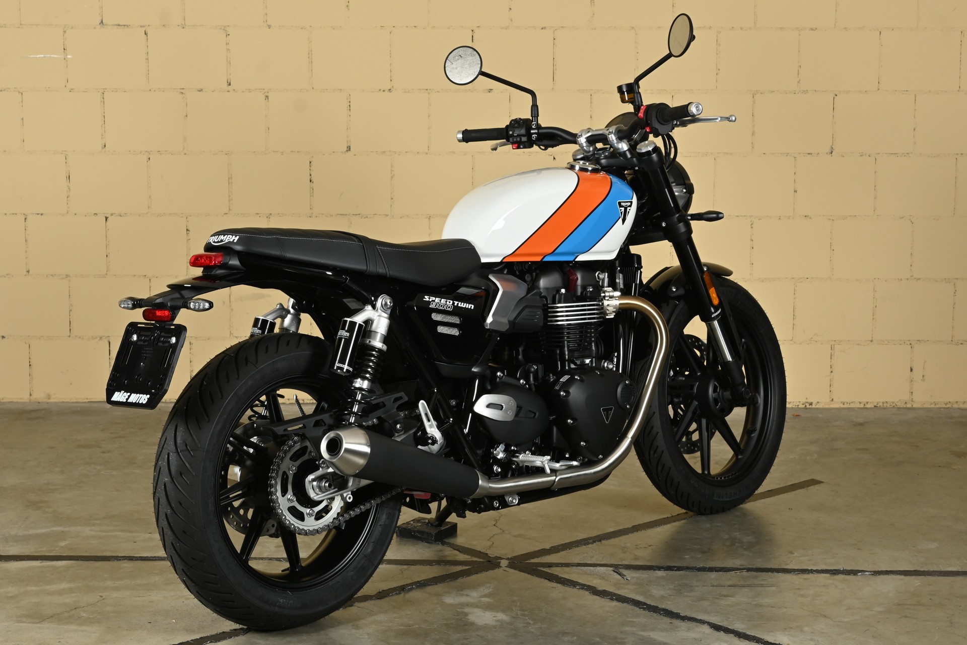 TRIUMPH Speed Twin 900-image-5