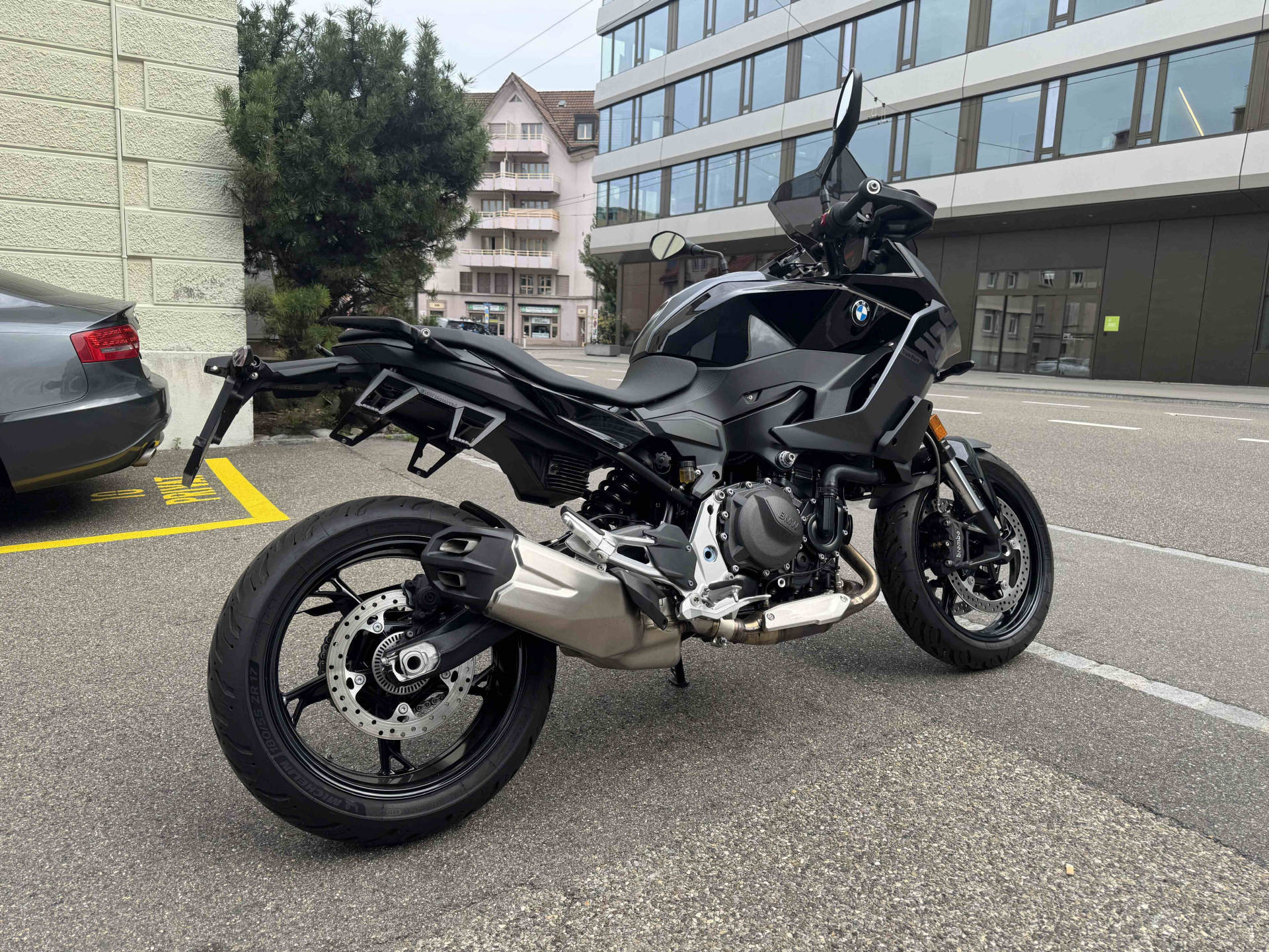 BMW F 900 XR A2-image-3