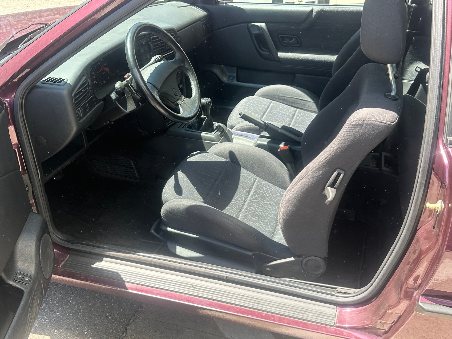 VW Corrado 2000 16V-image-7