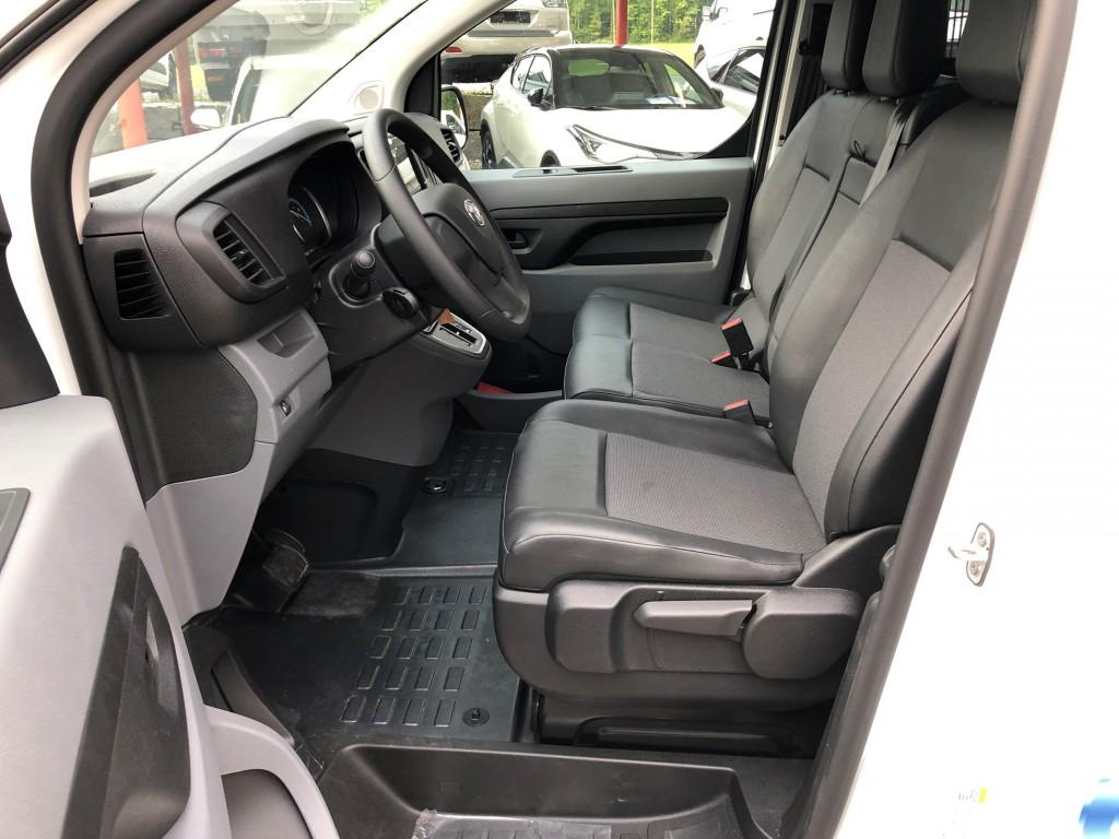 TOYOTA PROACE Van L1 75KWh Active-image-10