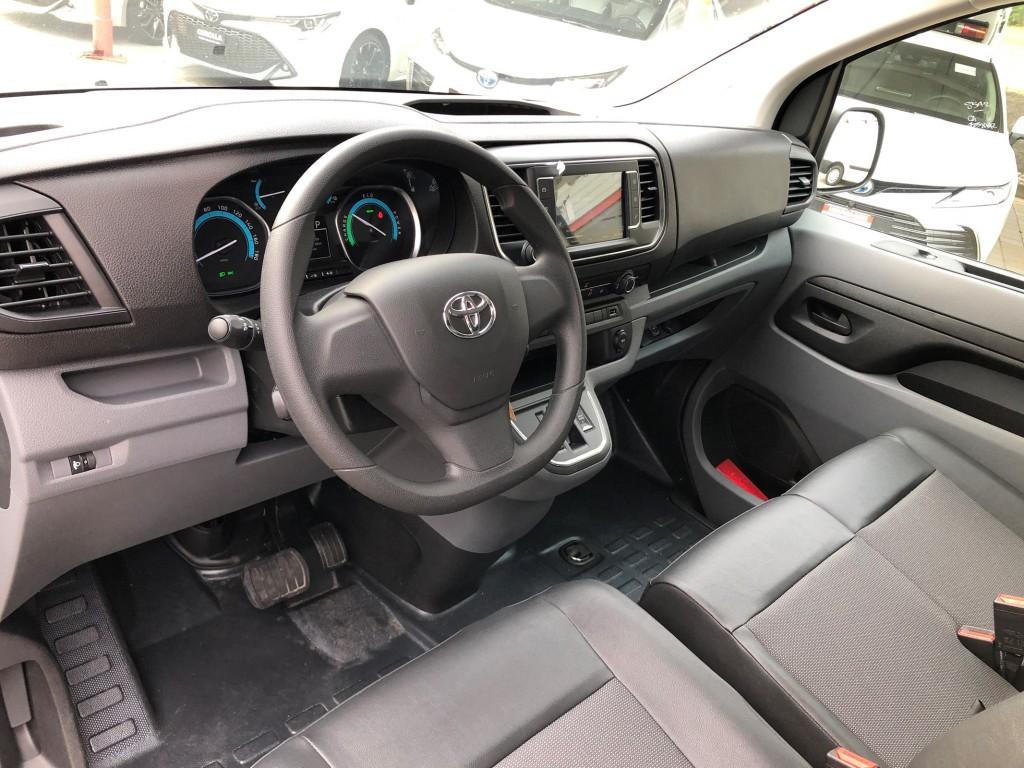 TOYOTA PROACE Van L1 75KWh Active-image-9