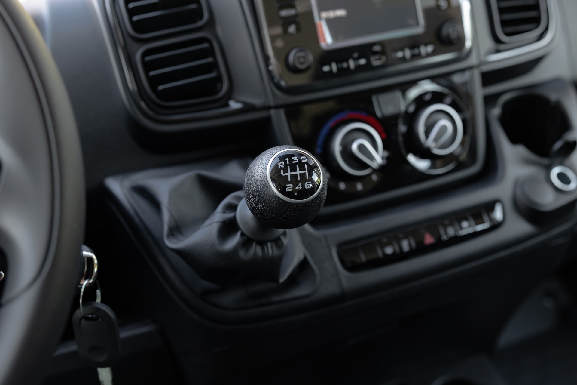 CITROEN Jumper 35+ 2.2 BlueHDi 140 L4 DK-image-6