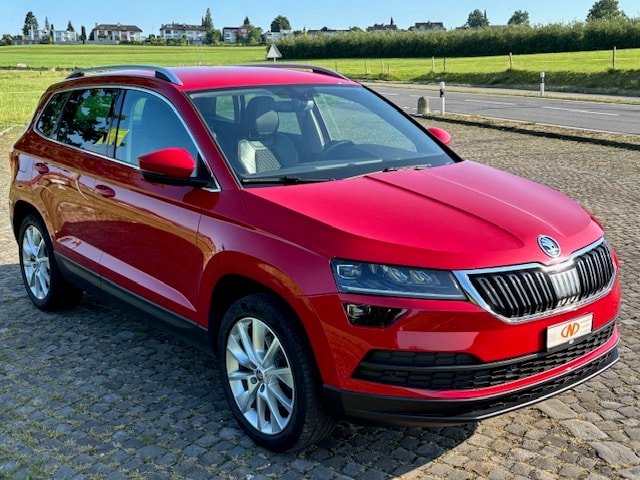SKODA Karoq 2.0 TDI CR Style 4x4 DSG-image-2