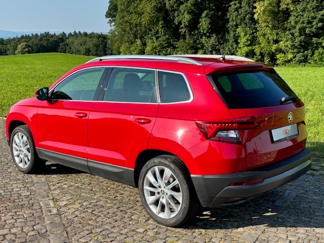 SKODA Karoq 2.0 TDI CR Style 4x4 DSG-image-4