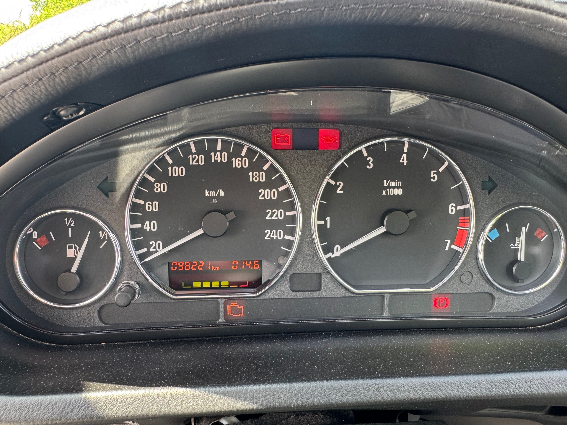 BMW Z3 3.0i Roadster-image-10