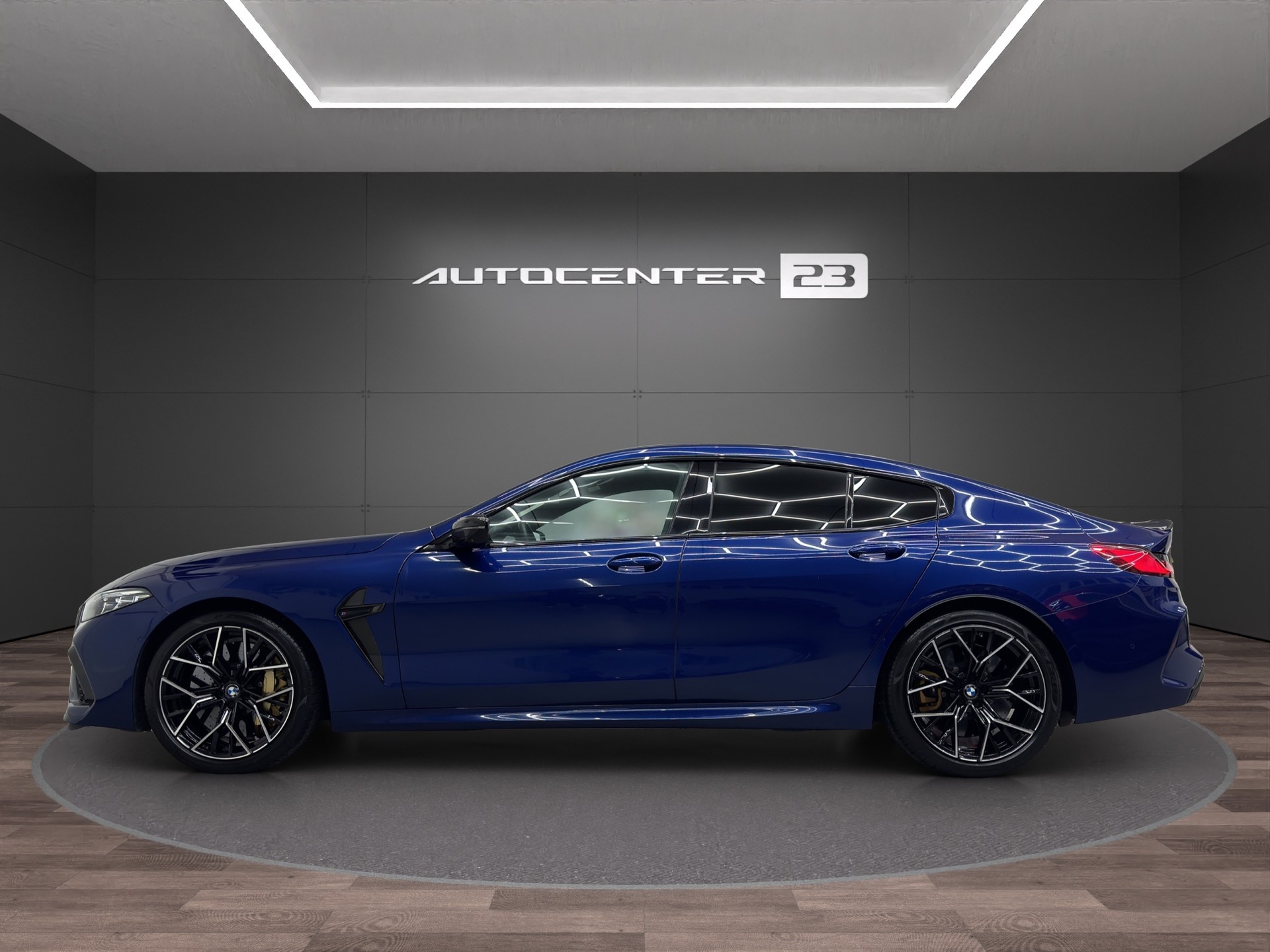 BMW M8 xDrive M Competition Steptronic-image-1