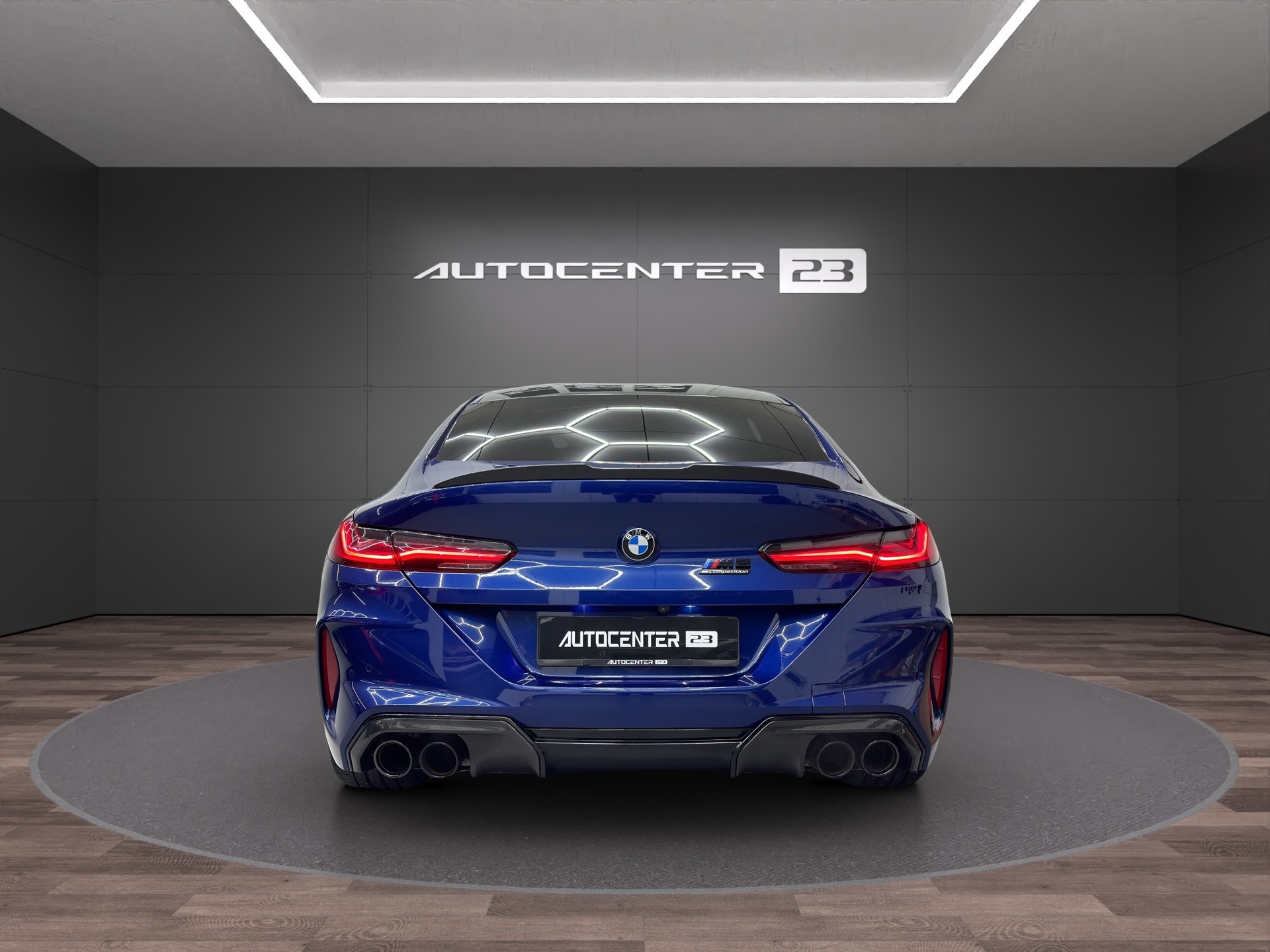 BMW M8 xDrive M Competition Steptronic-image-3