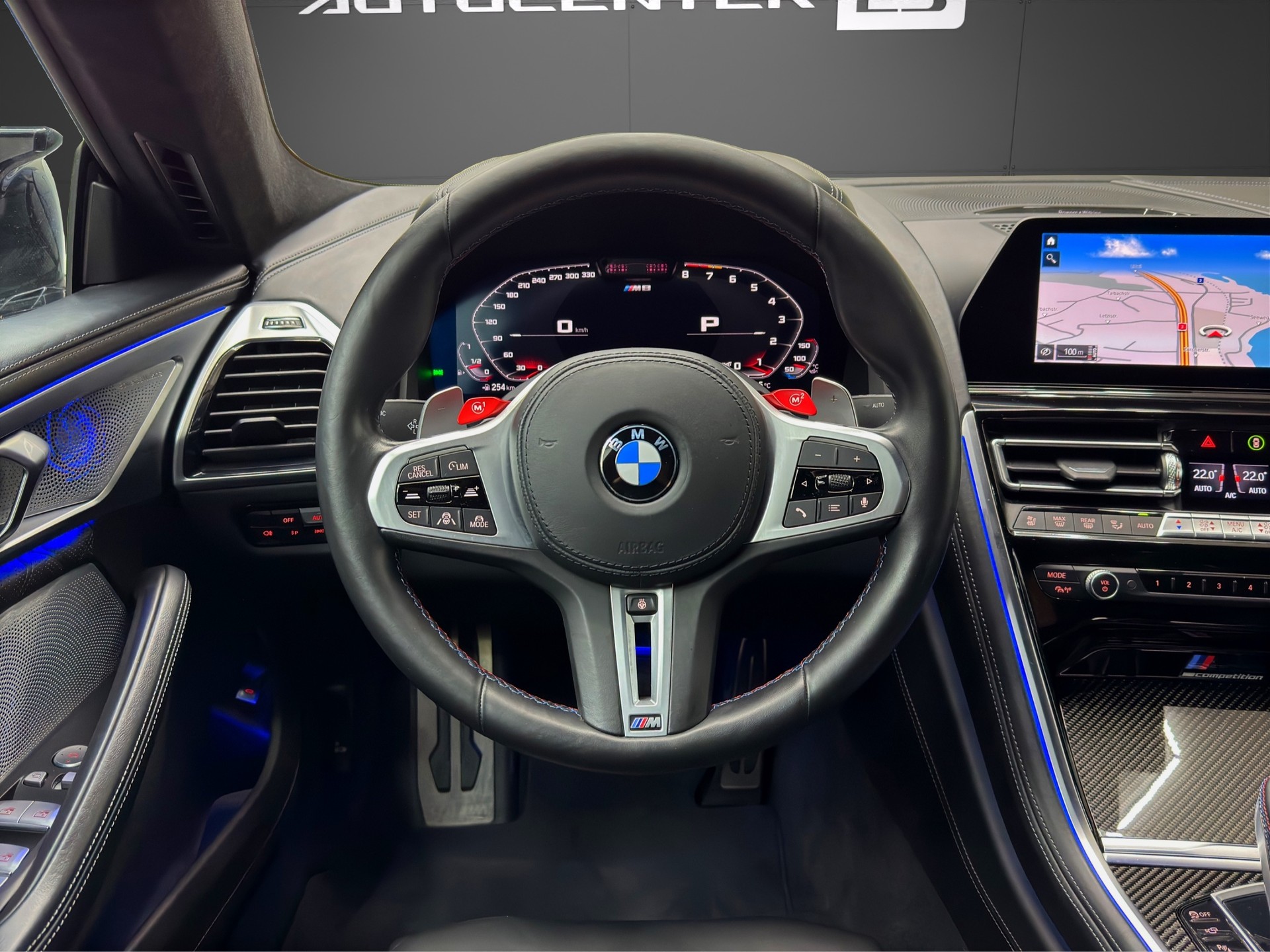 BMW M8 xDrive M Competition Steptronic-image-10