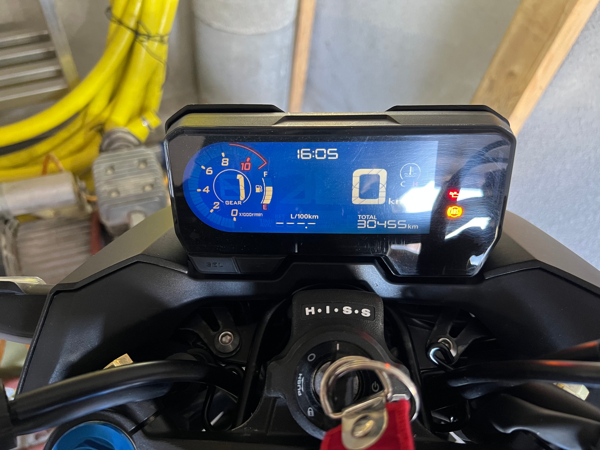 HONDA CB 500 F ABS-image-4