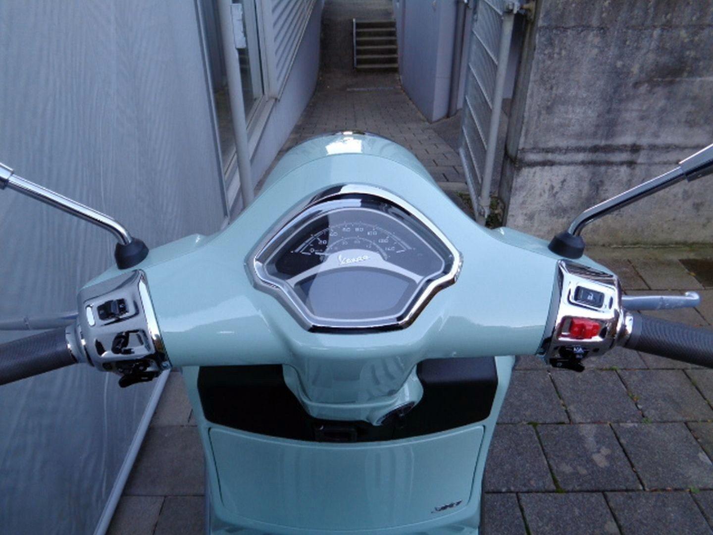 PIAGGIO VESPA GTS 310 E5-image-7