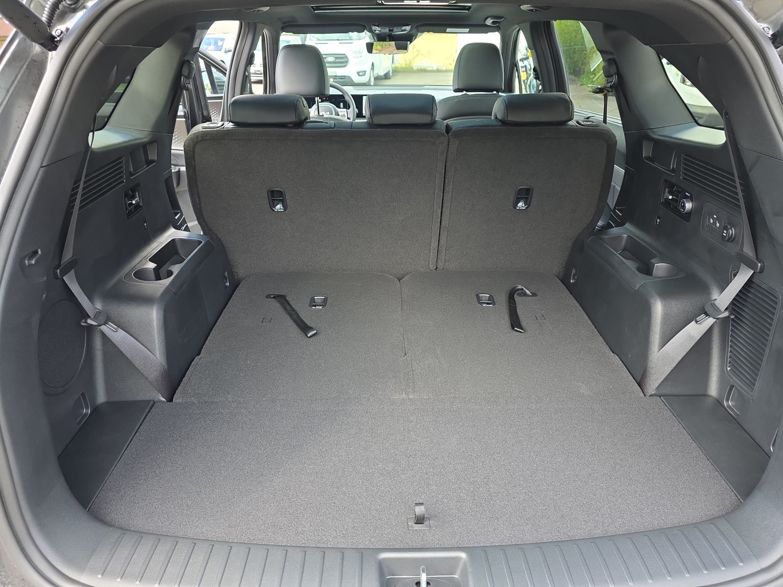 KIA Sorento 2.2 SmartD Style 7 Sitzplätze und mit Anhängerkupplung-image-13