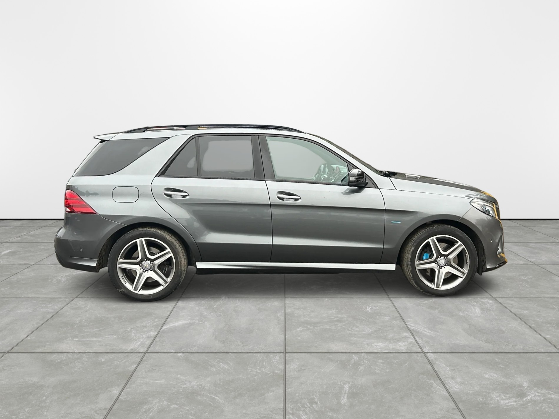 MERCEDES-BENZ GLE 500 e 4Matic AMG 7G-Tronic AHK-image-8
