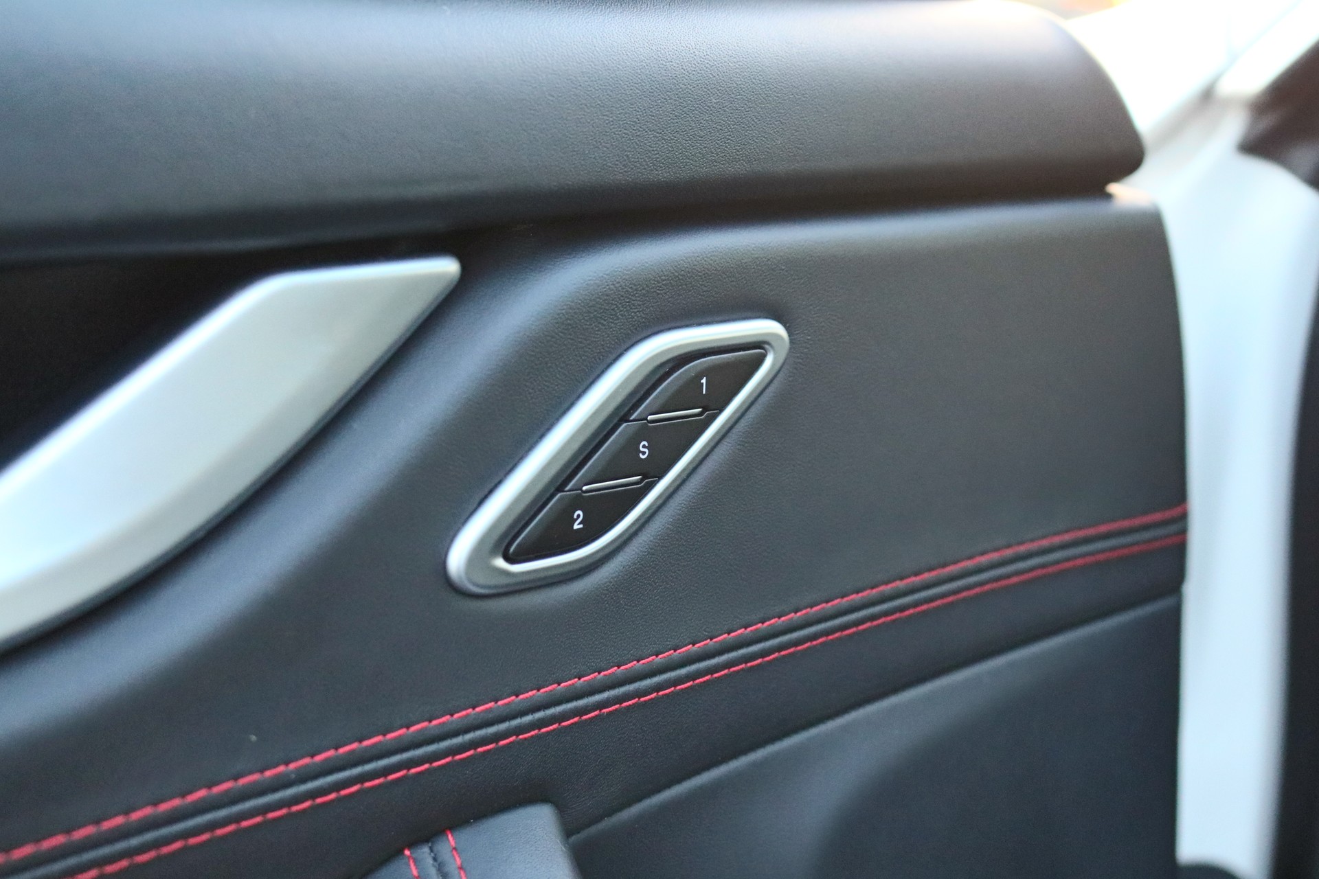 MASERATI Levante D 3.0 V6 Automatica-image-12