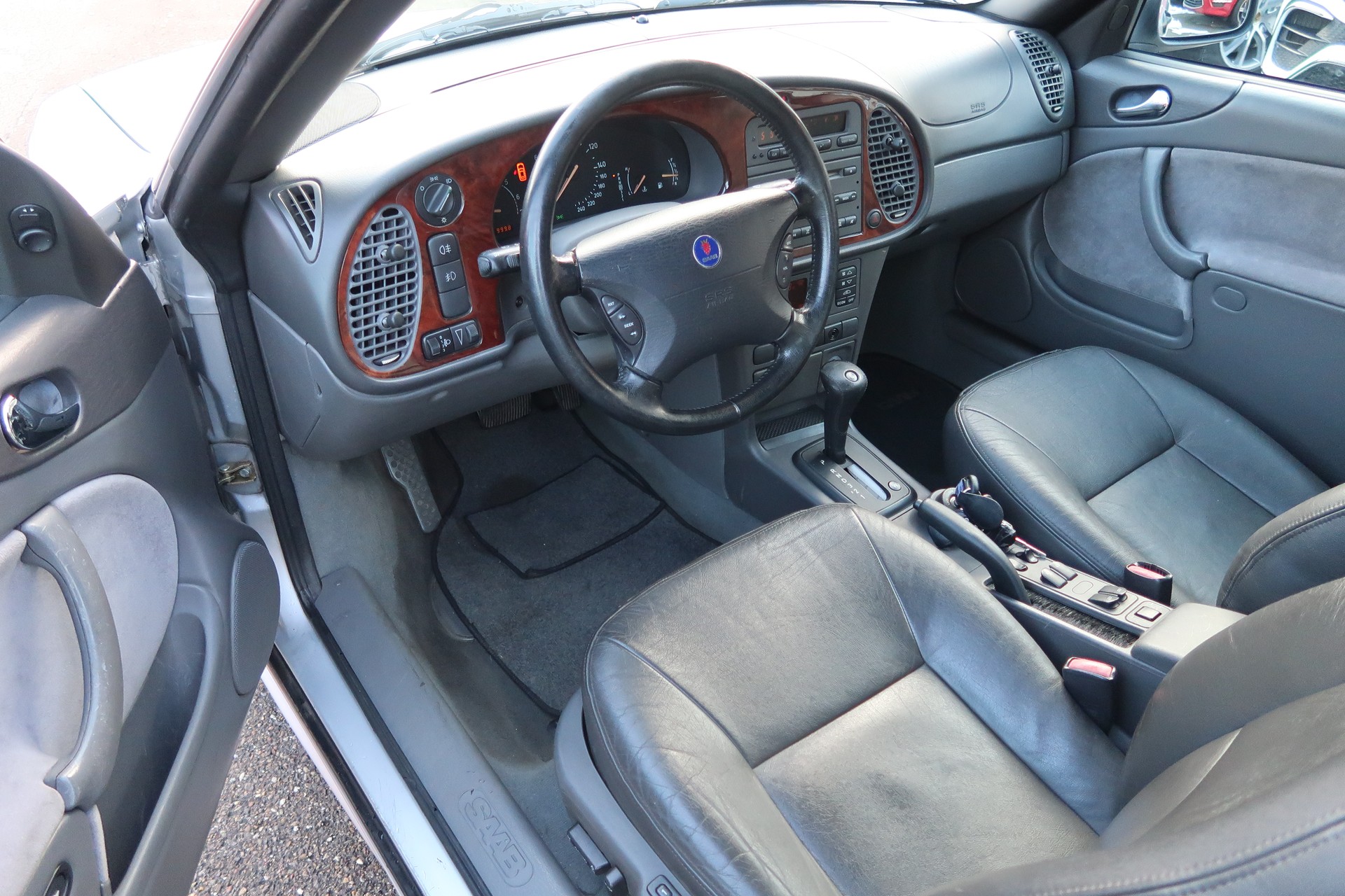 SAAB 9-3 2.0i-16 LPT SE Special Edition-image-8
