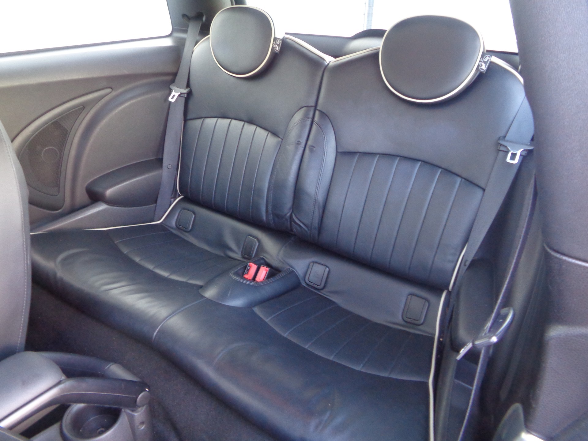 MINI Cooper S-image-13