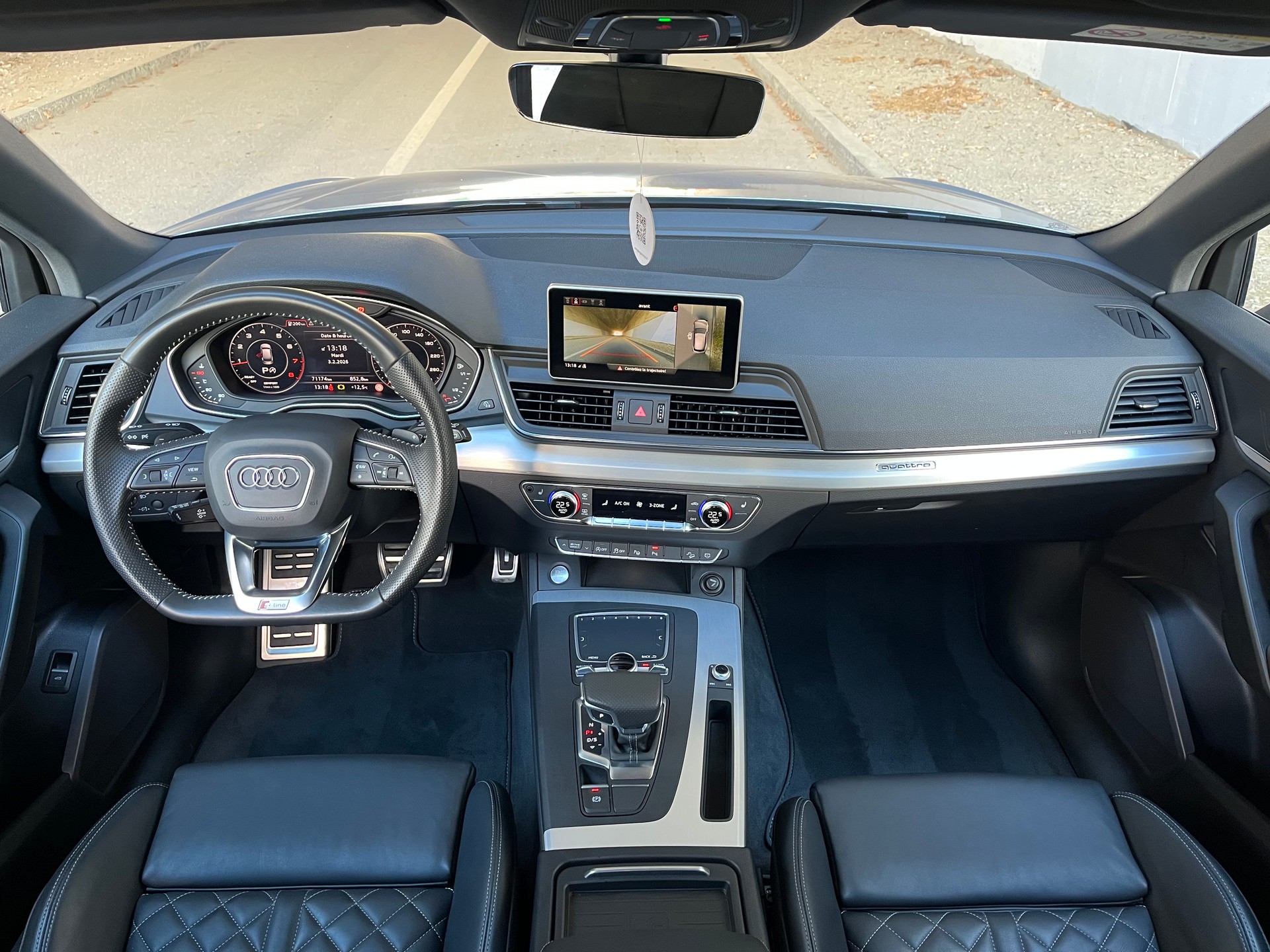 AUDI Q5 2.0 TFSI sport quattro S-tronic-image-11