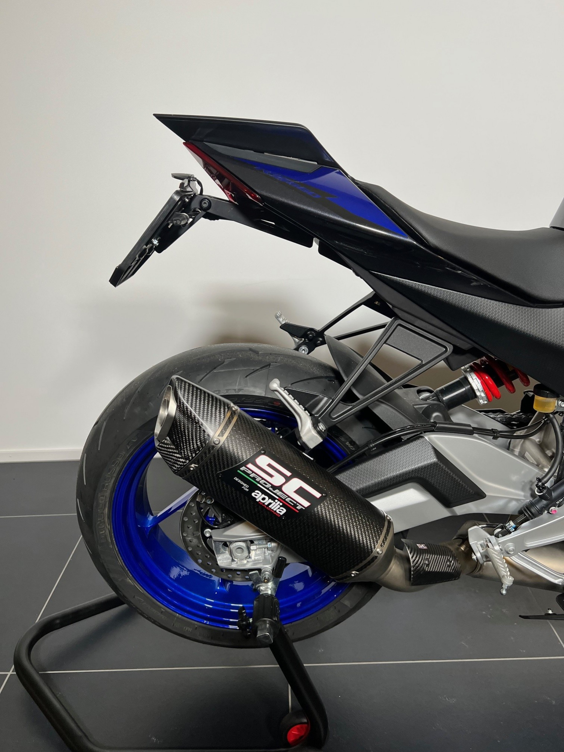 APRILIA RS 660-showroom-element-3