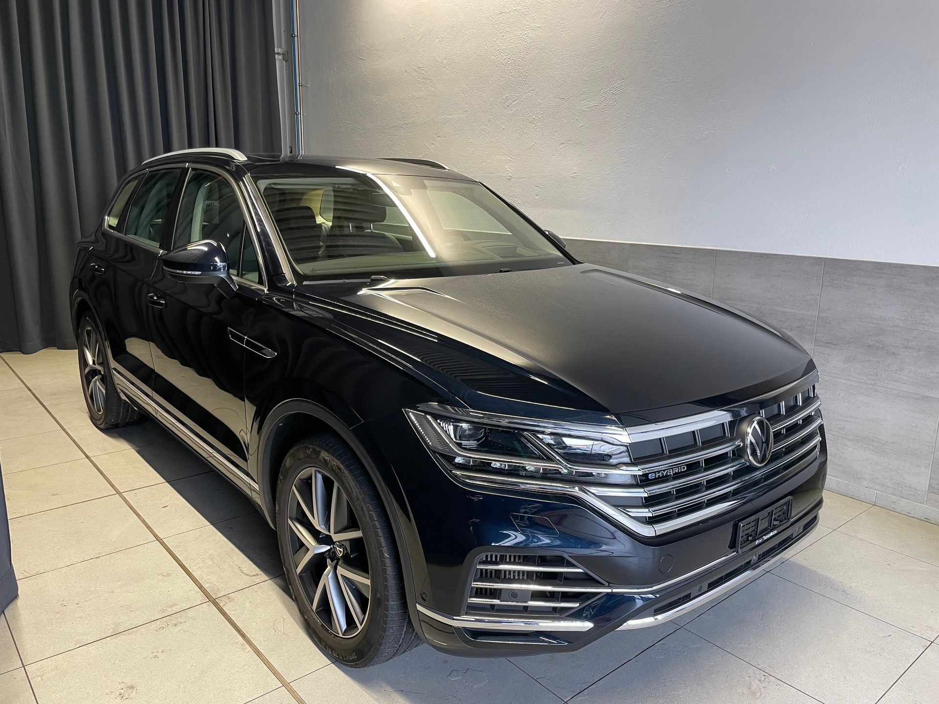 VW Touareg 3.0 TSI eHybrid R Tiptronic (57)