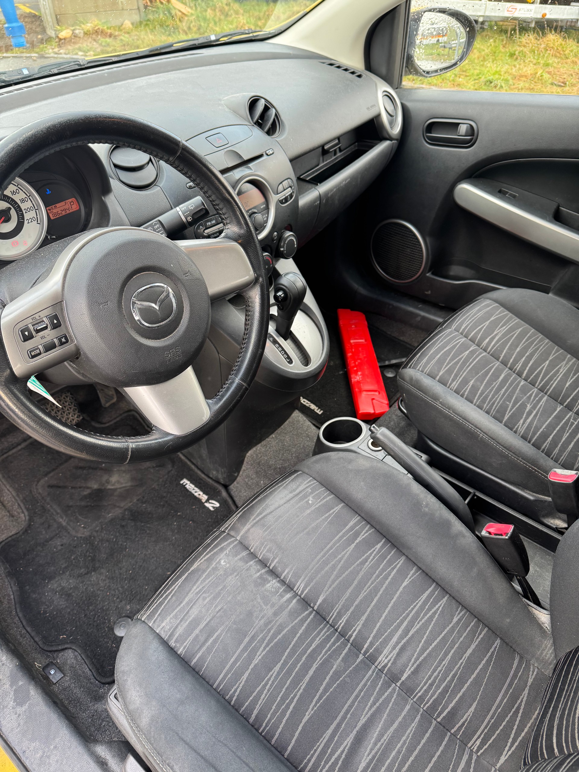 MAZDA 2 1.5i 16V City2 Automatic-image-4