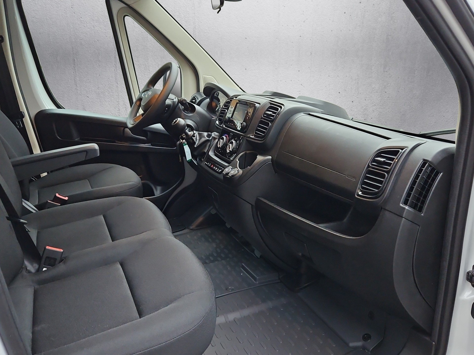 TOYOTA Proace MAX 2.2D Doppel-Kabine 3,5t L3H1-image-17