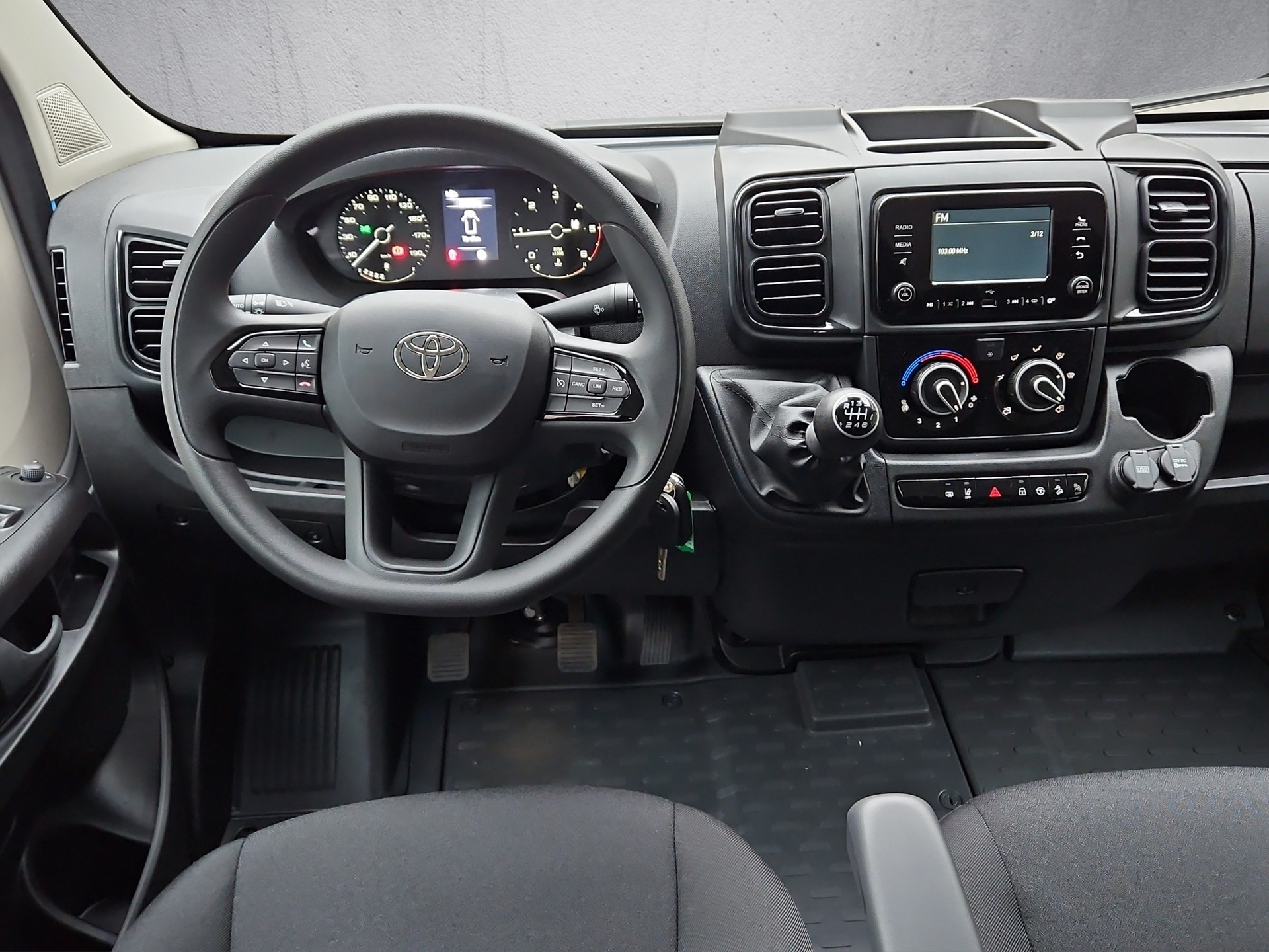 TOYOTA Proace MAX 2.2D Doppel-Kabine 3,5t L3H1-image-12