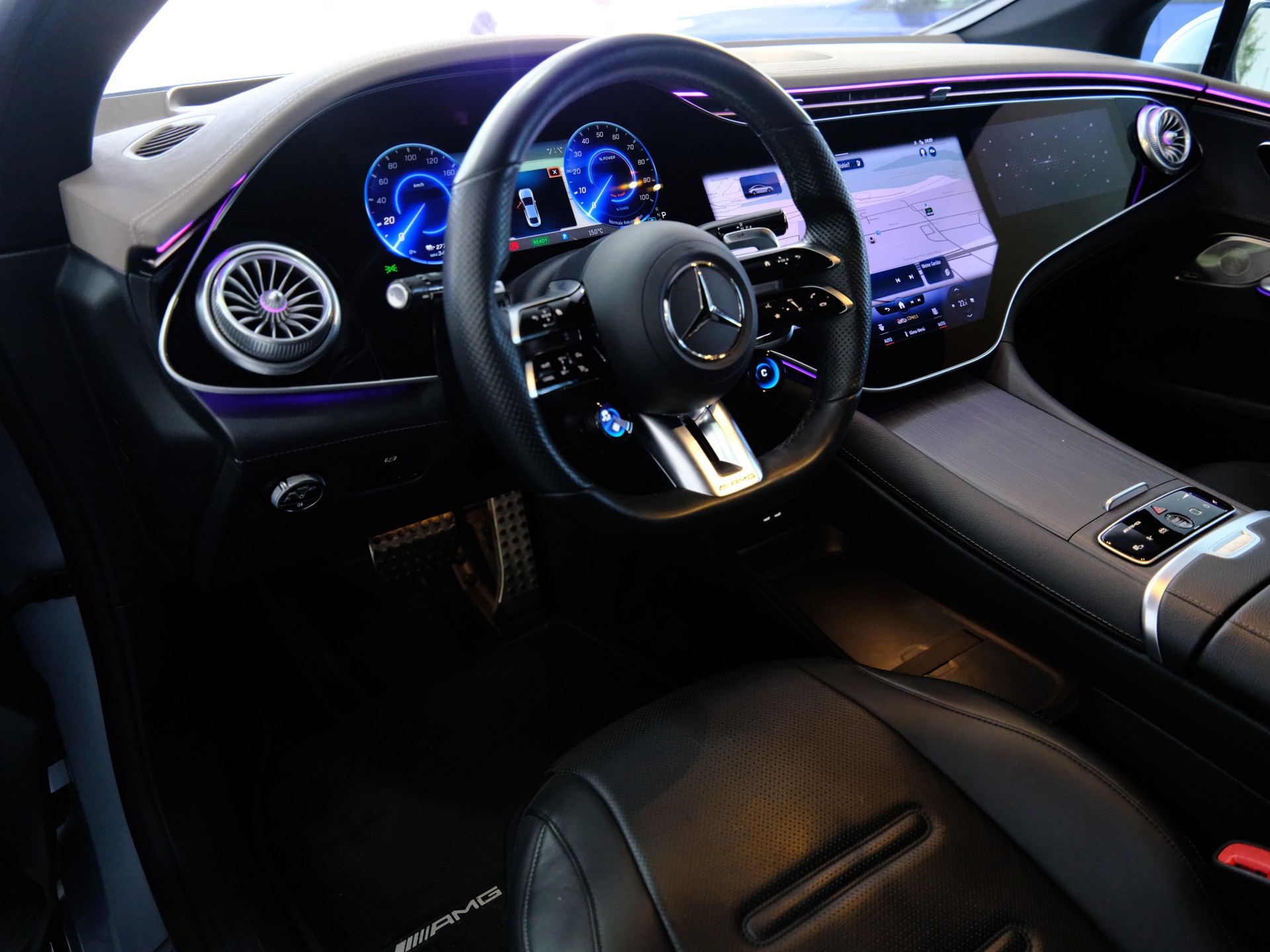 MERCEDES-BENZ EQE 43 AMG 4 Matic-image-13