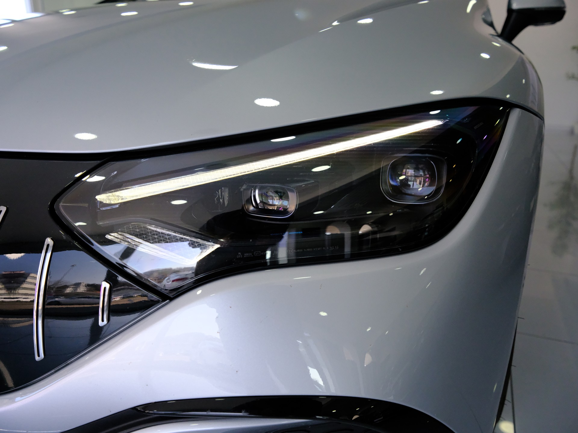 MERCEDES-BENZ EQE 43 AMG 4 Matic-image-9