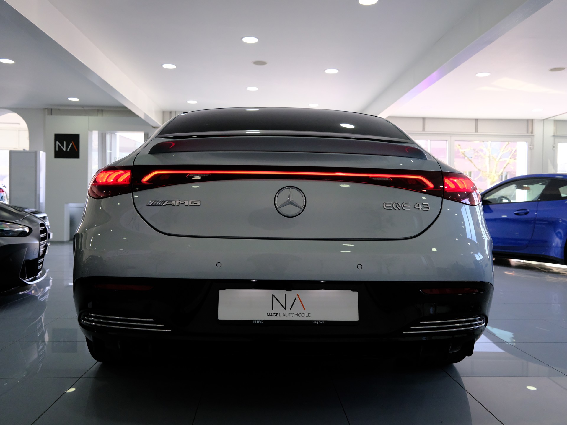 MERCEDES-BENZ EQE 43 AMG 4 Matic-image-6