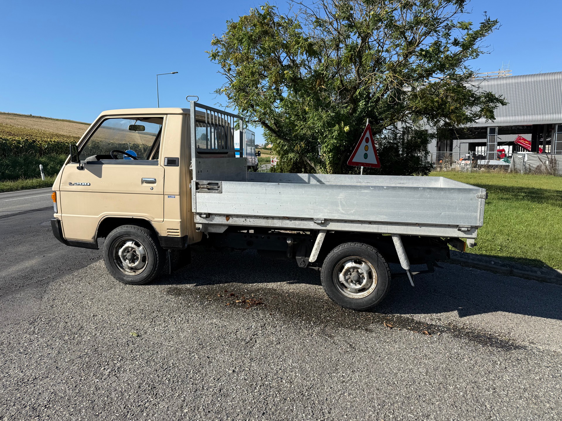 MITSUBISHI L 300 1.6-image-5