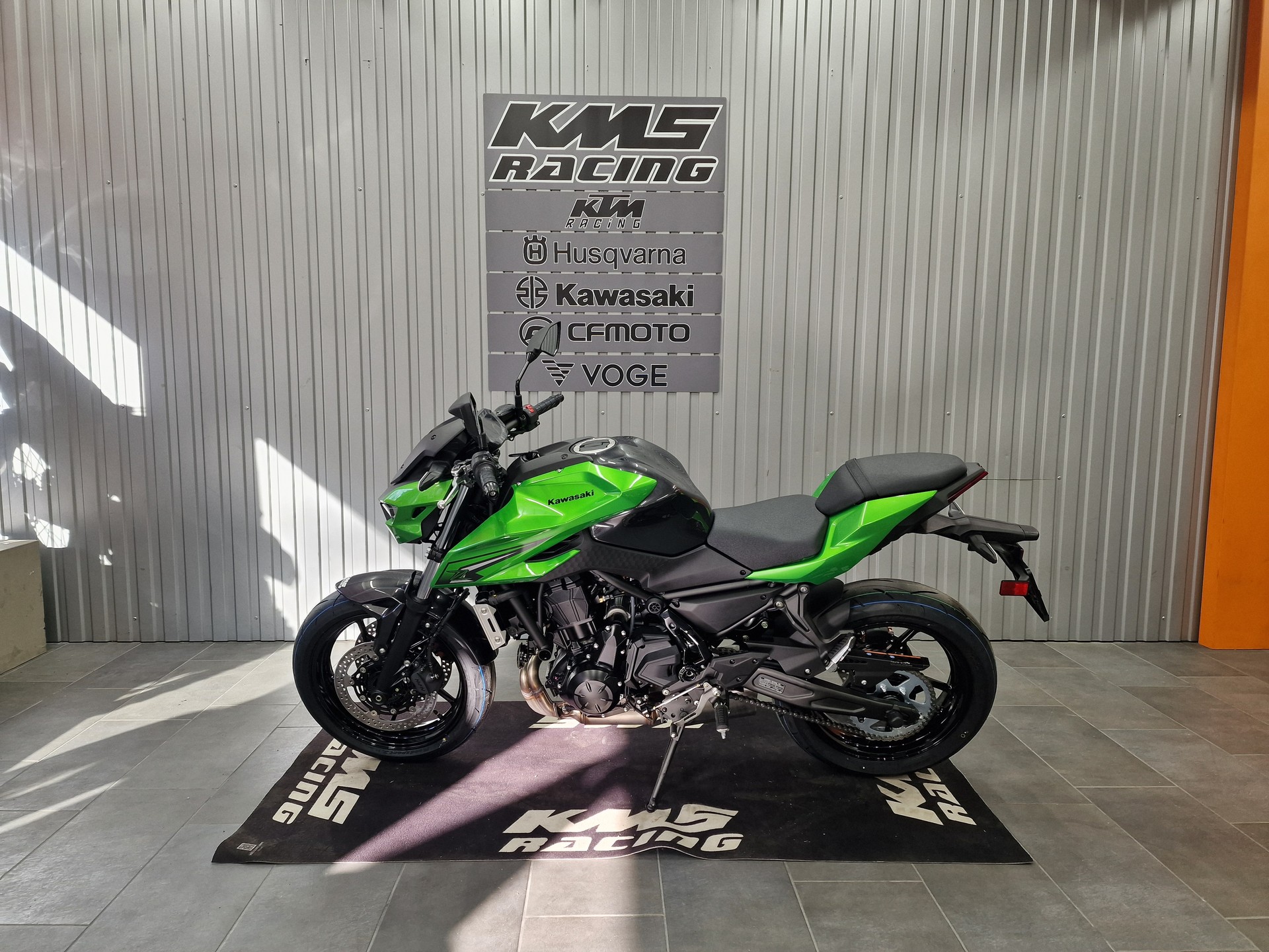 KAWASAKI Z 650 S (35kW)-image-1