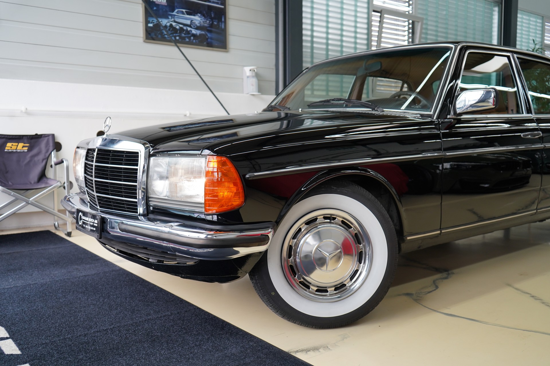 MERCEDES-BENZ 280 Automatic-showroom-element-3