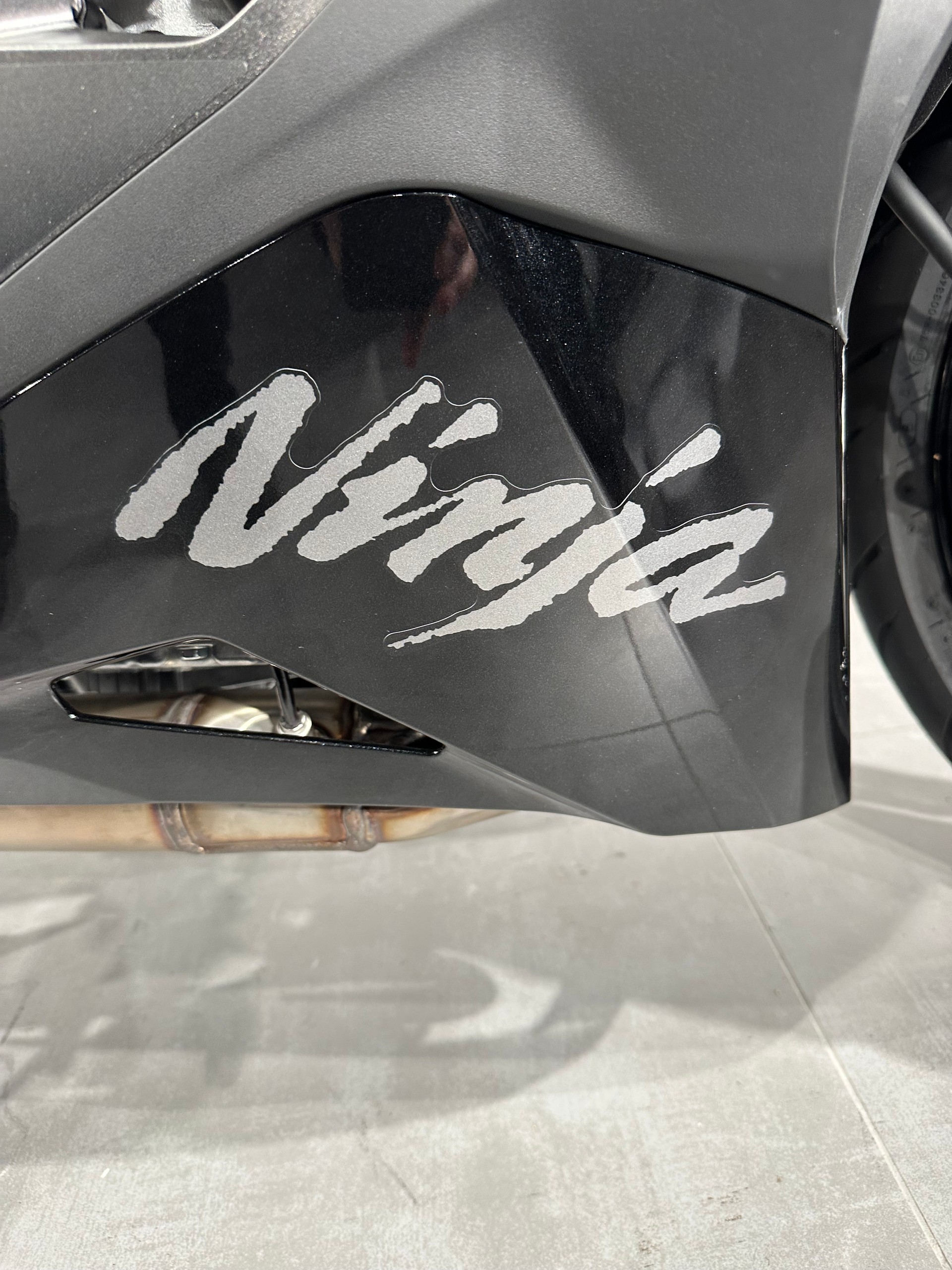 KAWASAKI Ninja ZX-4RR-image-7