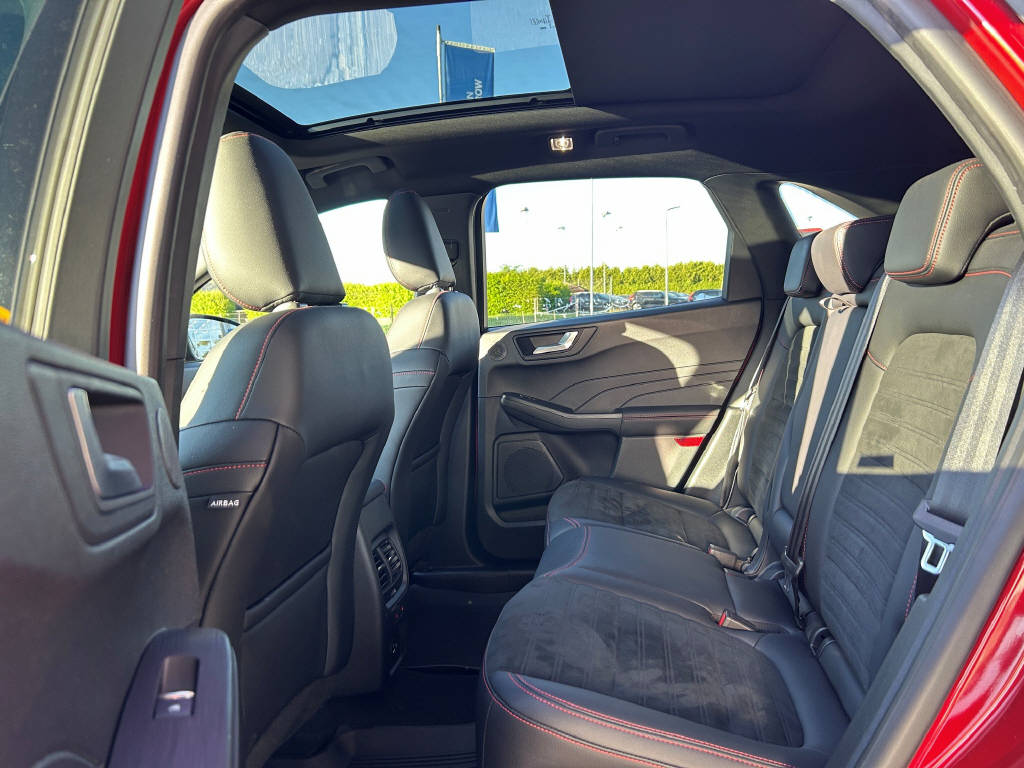 FORD Kuga 2.5 Plug-in Hybrid ST-Line X-image-15
