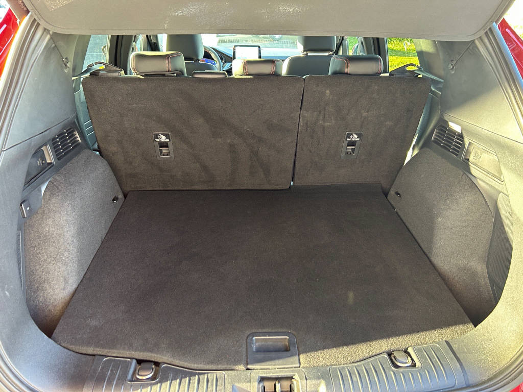 FORD Kuga 2.5 Plug-in Hybrid ST-Line X-image-4