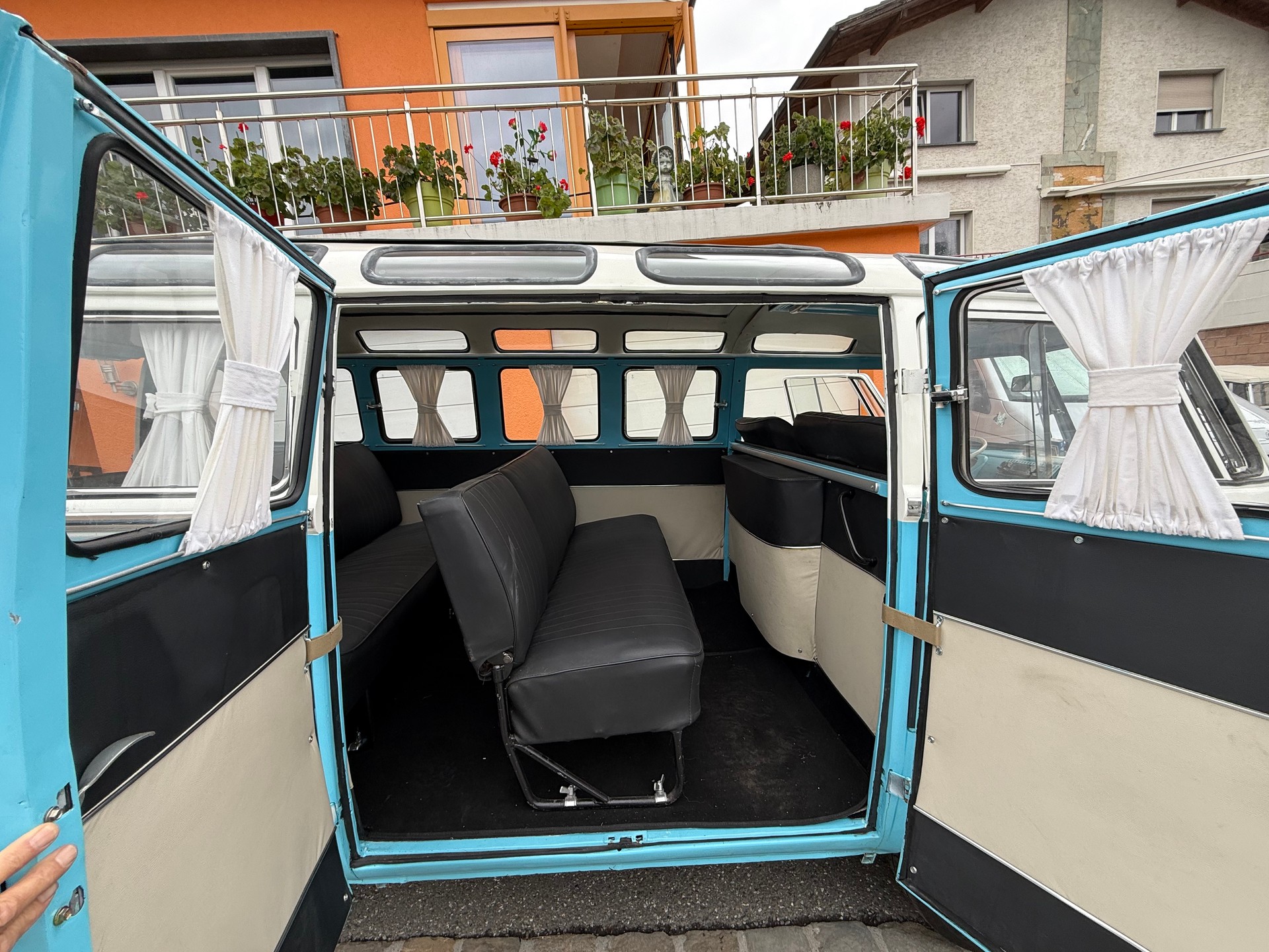 VW T1-image-4