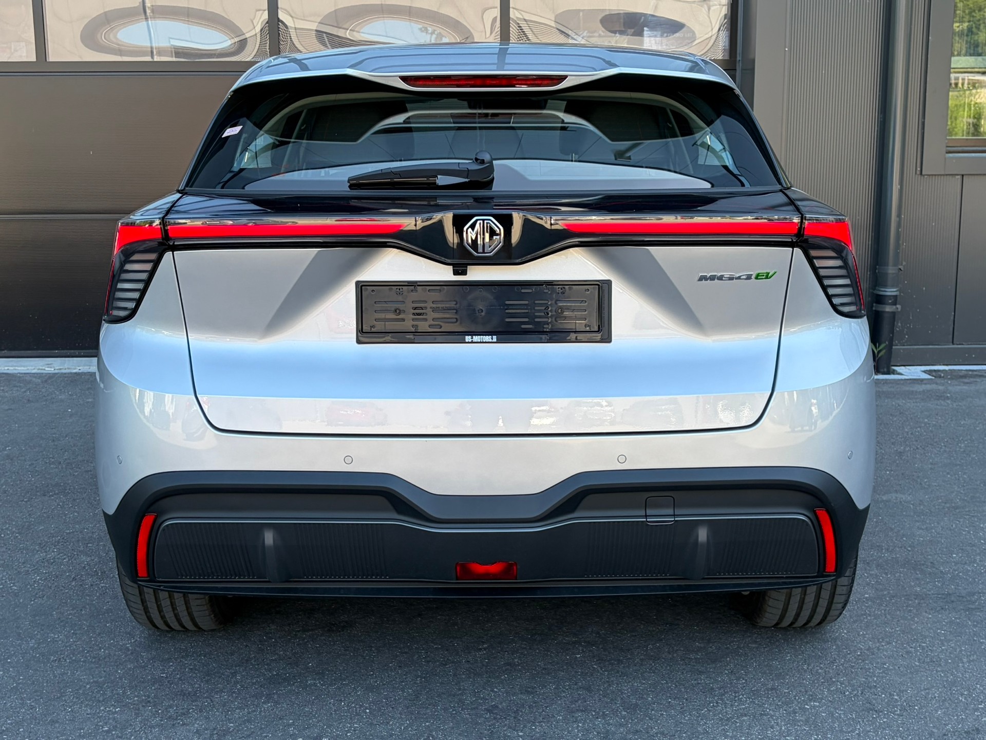MG 4 EV 64kWh Premium-image-3