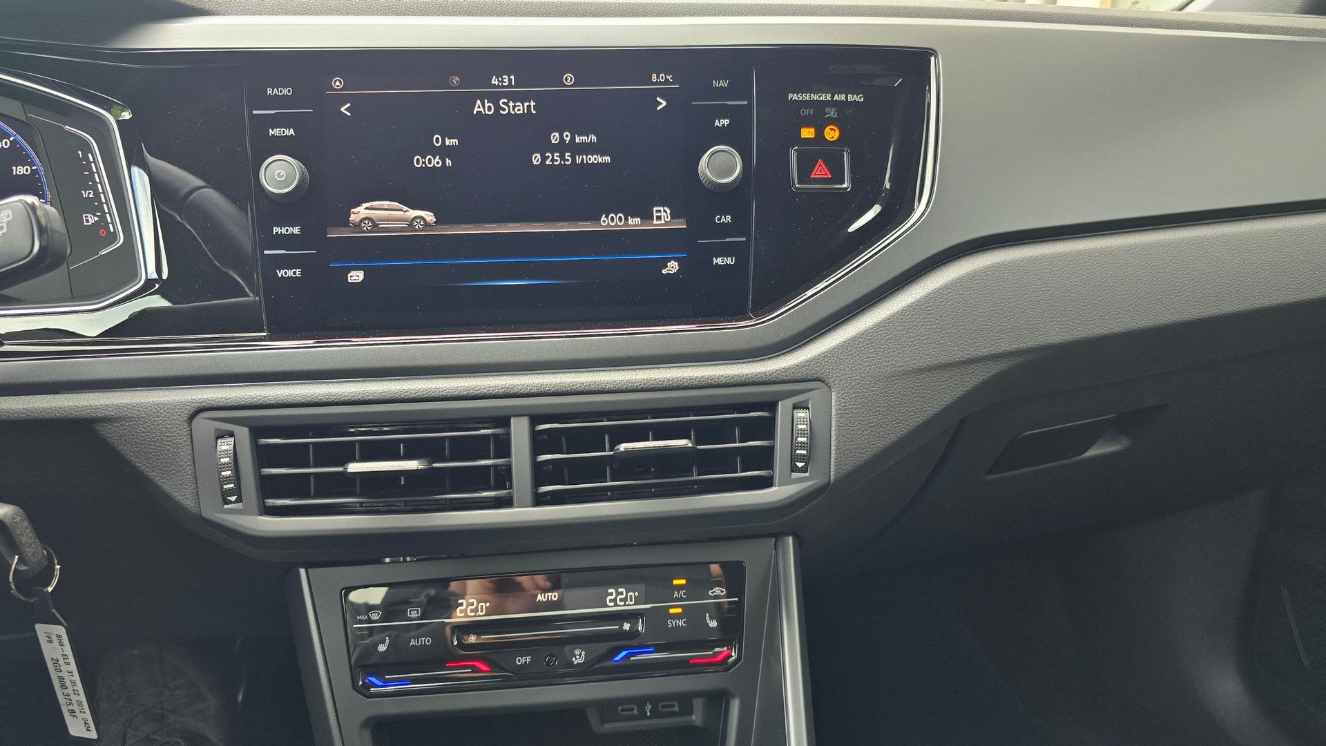 VW Taigo 1.5 TSI R-Line DSG-image-10
