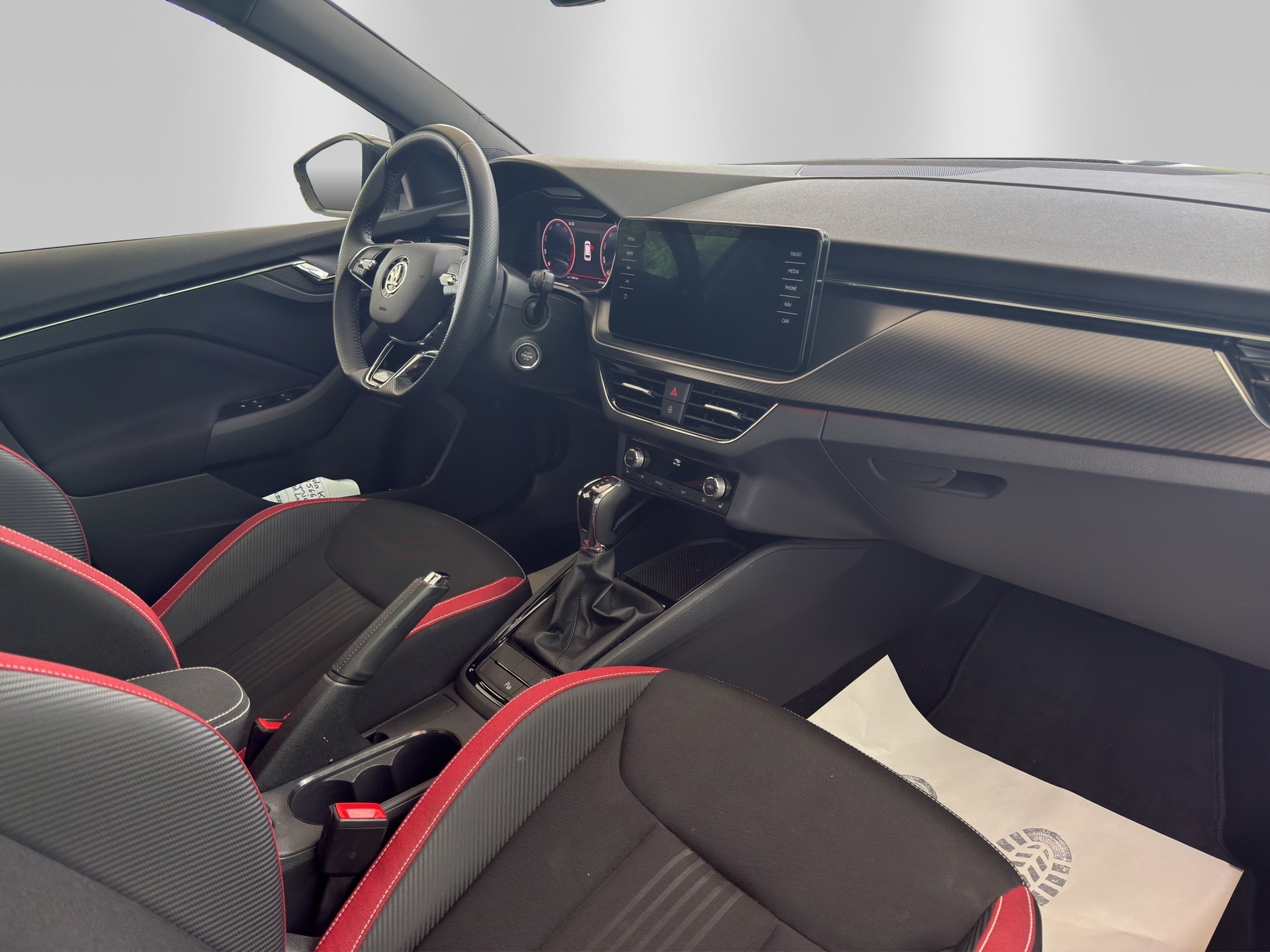 SKODA Kamiq 1.0 TSI Monte Carlo DSG-image-13