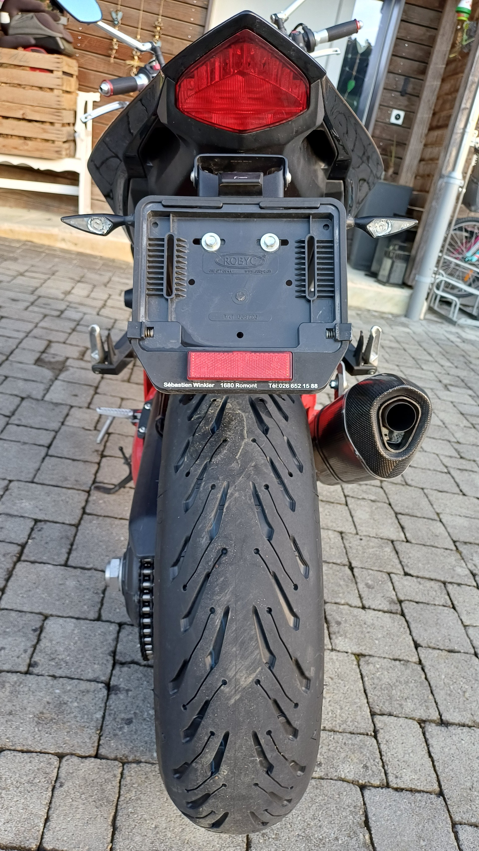 HONDA CB 1000 R ABS-image-11