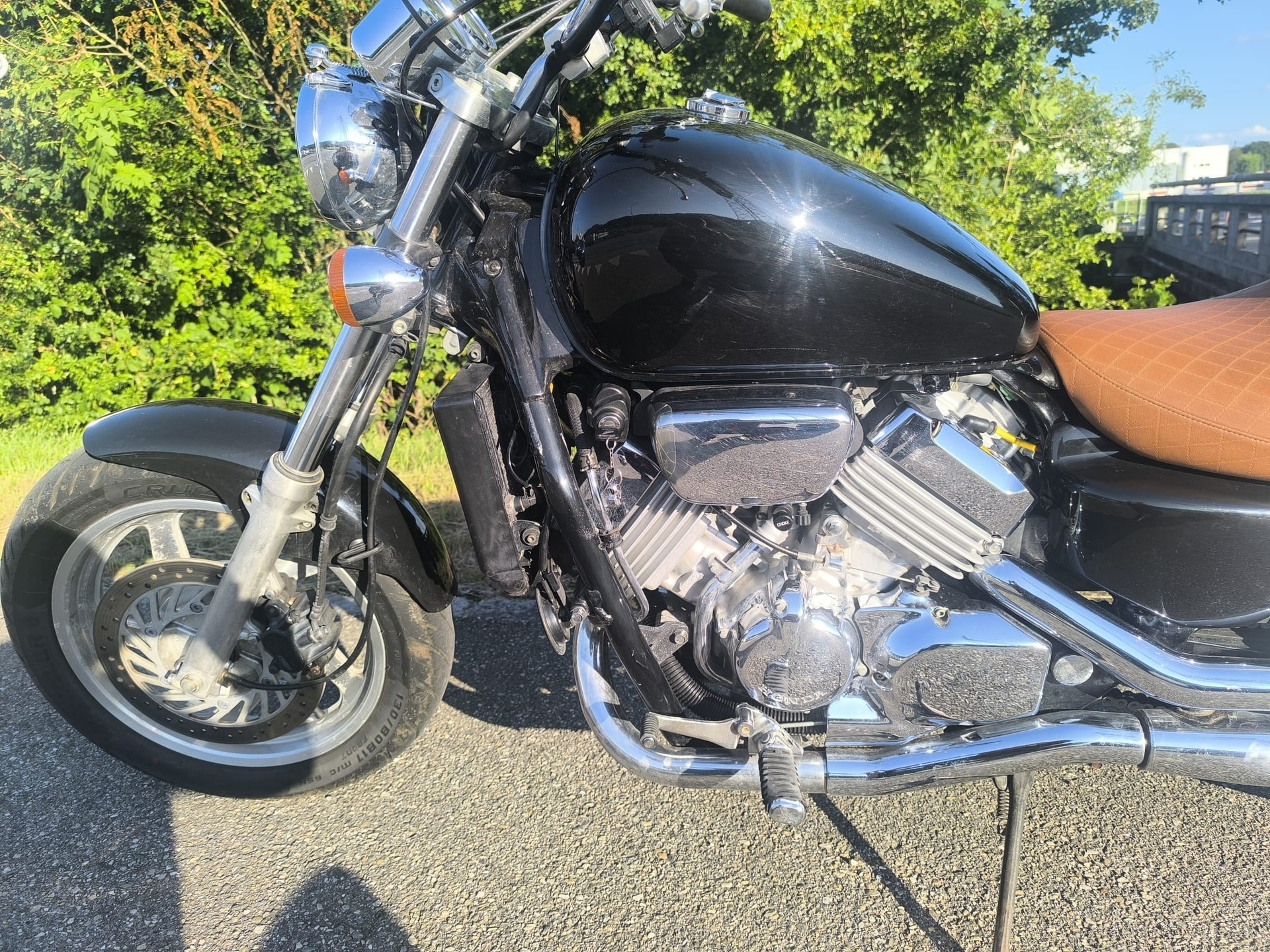 HONDA Magna C VF 750 I neu lackiert-image-7