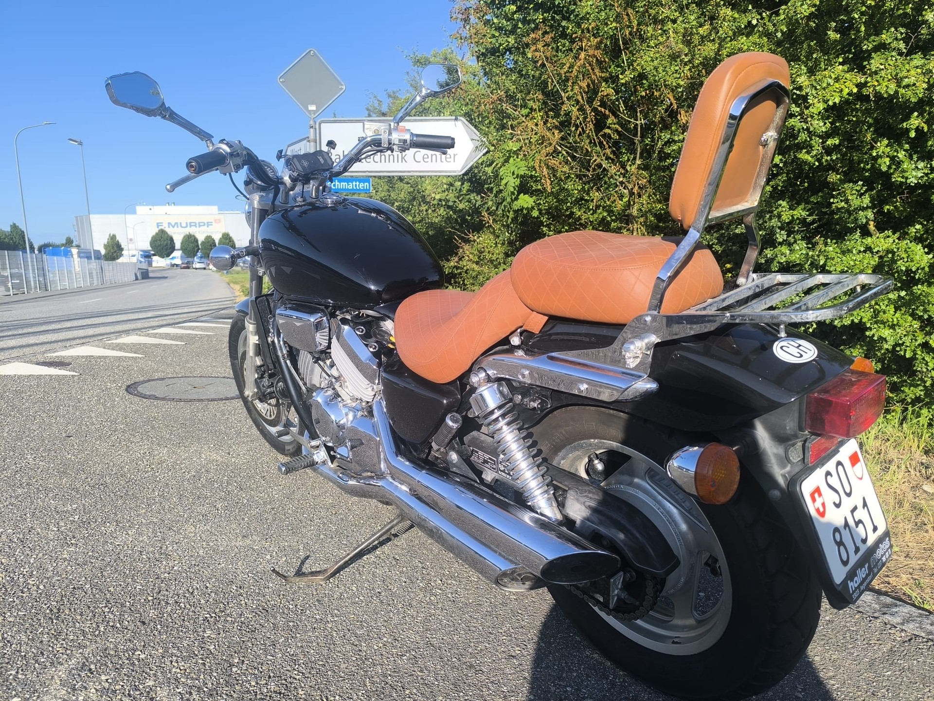 HONDA Magna C VF 750 I neu lackiert-image-6
