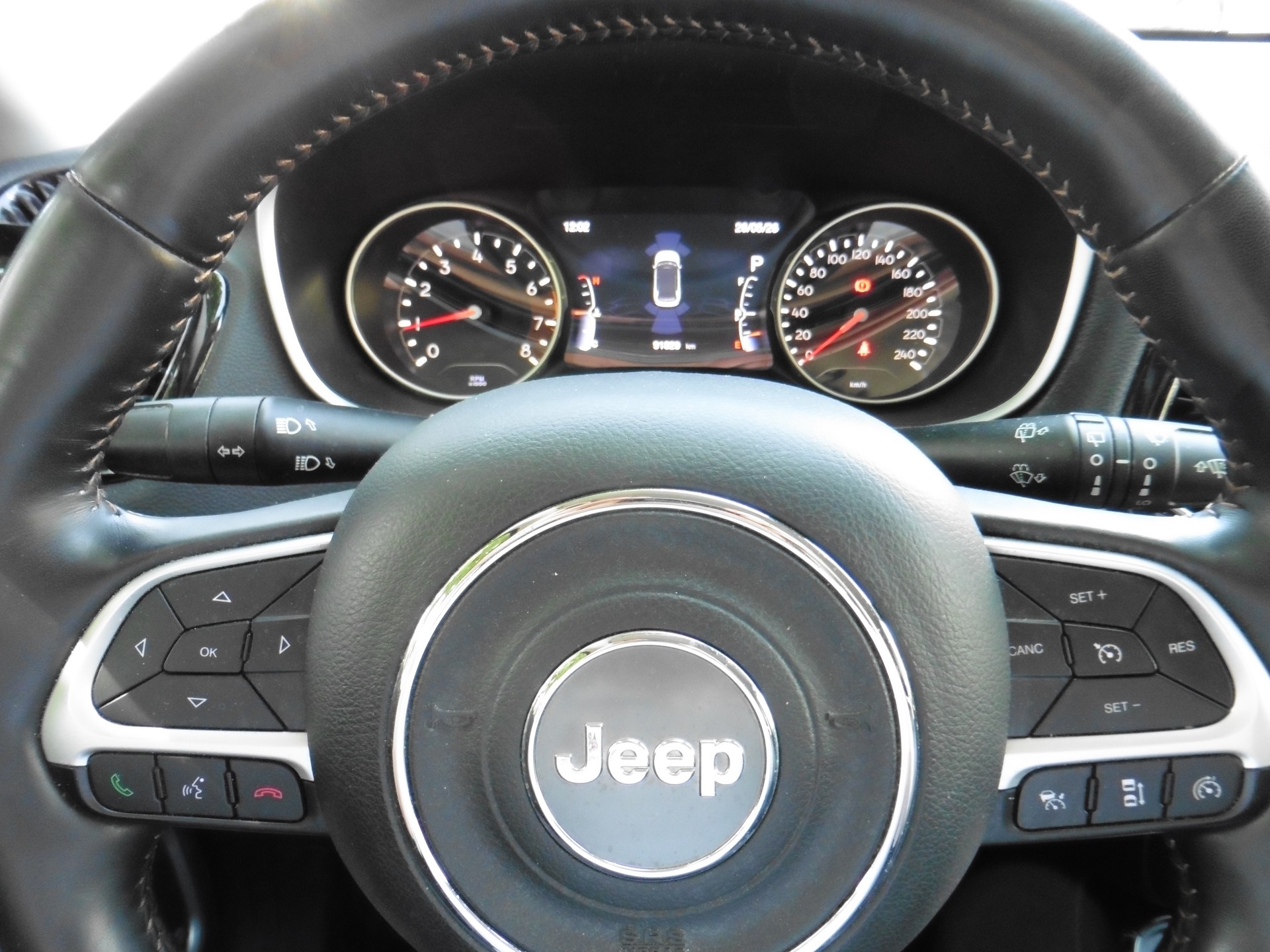 JEEP Compass 1.4 Turbo Limited AWD 9ATX-image-17