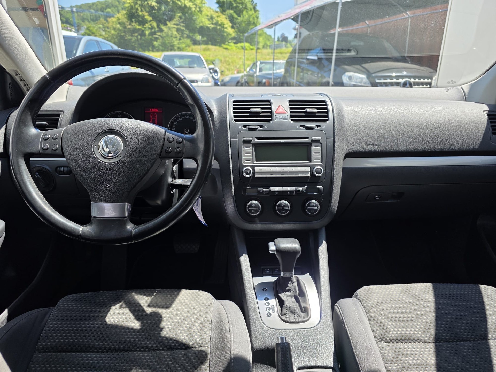VW Golf Variant 1.4 TSI Sportline DSG-image-10