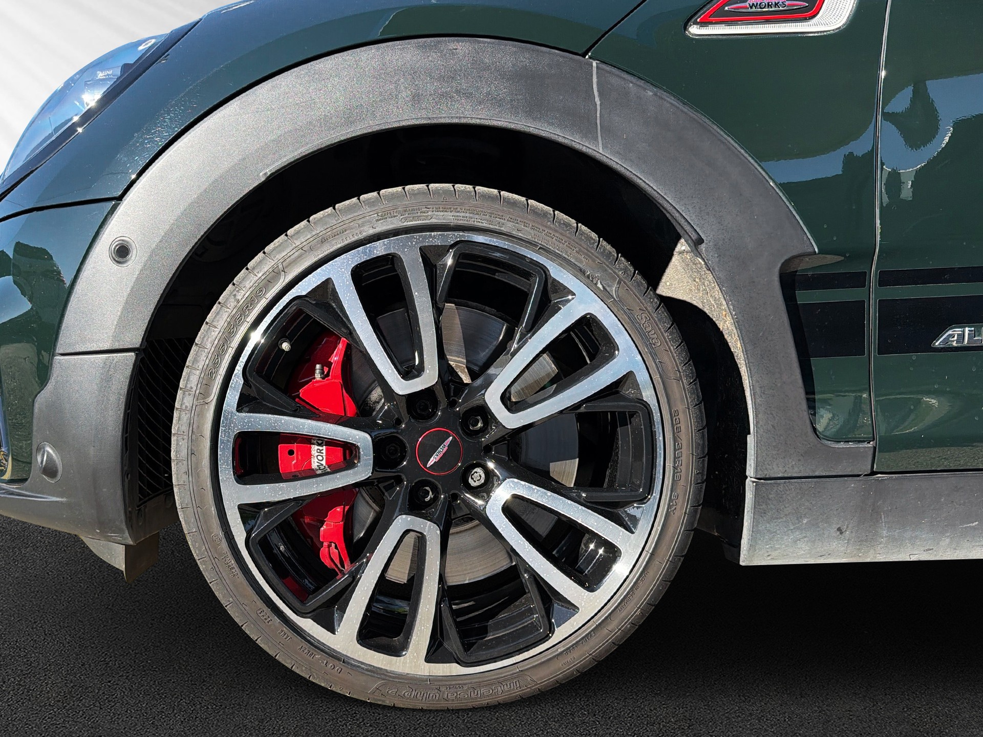 MINI Clubman Cooper John Cooper Works ALL4 Steptronic-image-8