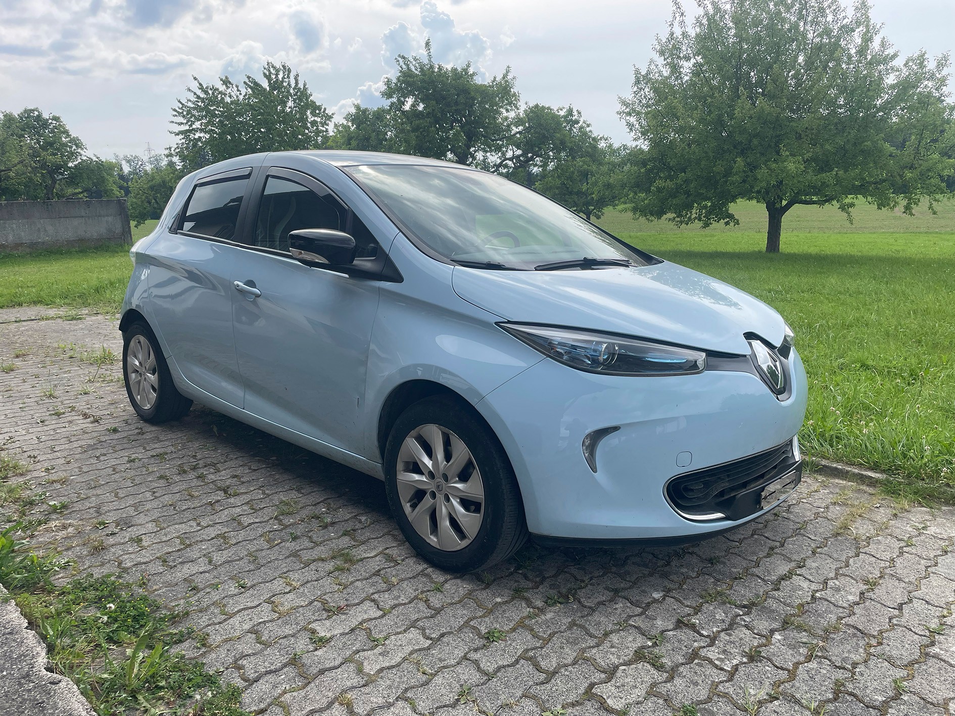 RENAULT R240 Swiss Edition-image-1