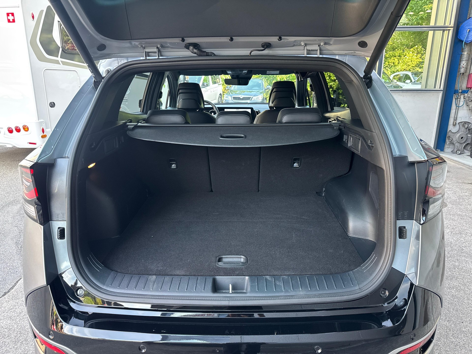 KIA Sportage 1.6 T-GDi PHEV GT-Line-image-11