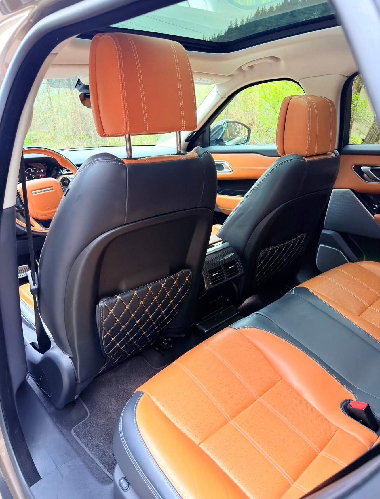 LAND ROVER 2.0 D 240 HSE-image-10