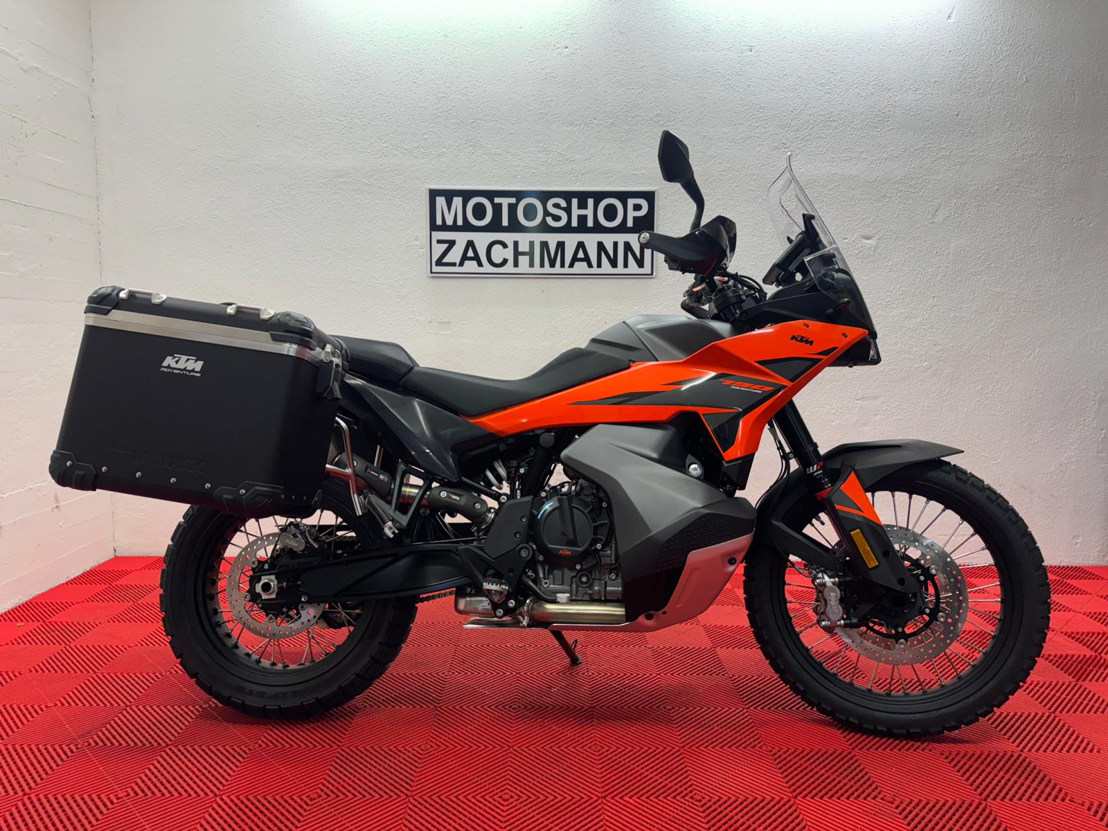 KTM 790 Adventure-image-0